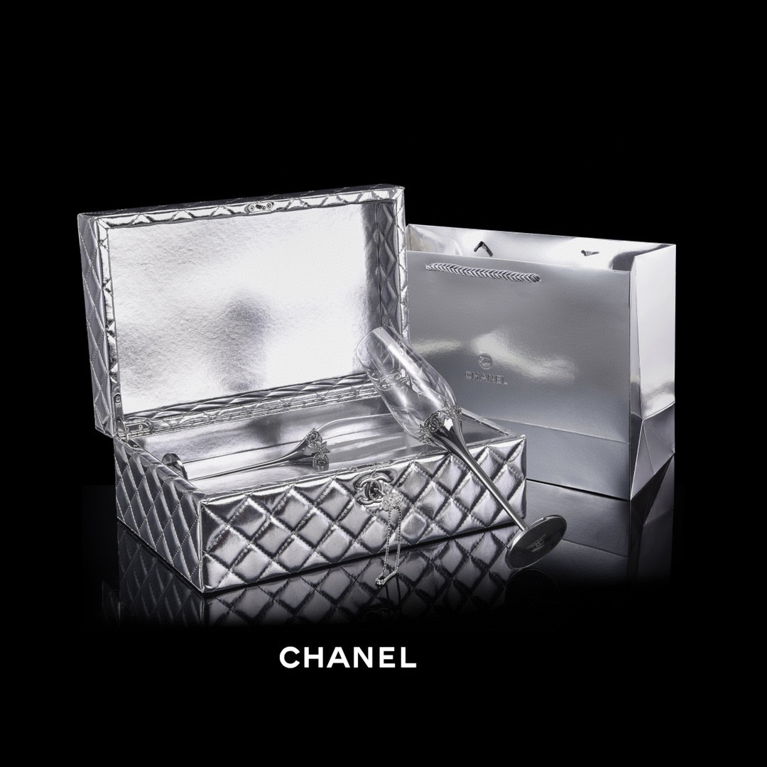 Chanel NIGO Champagne Glasses Set of 2 Accessories #nigo94939