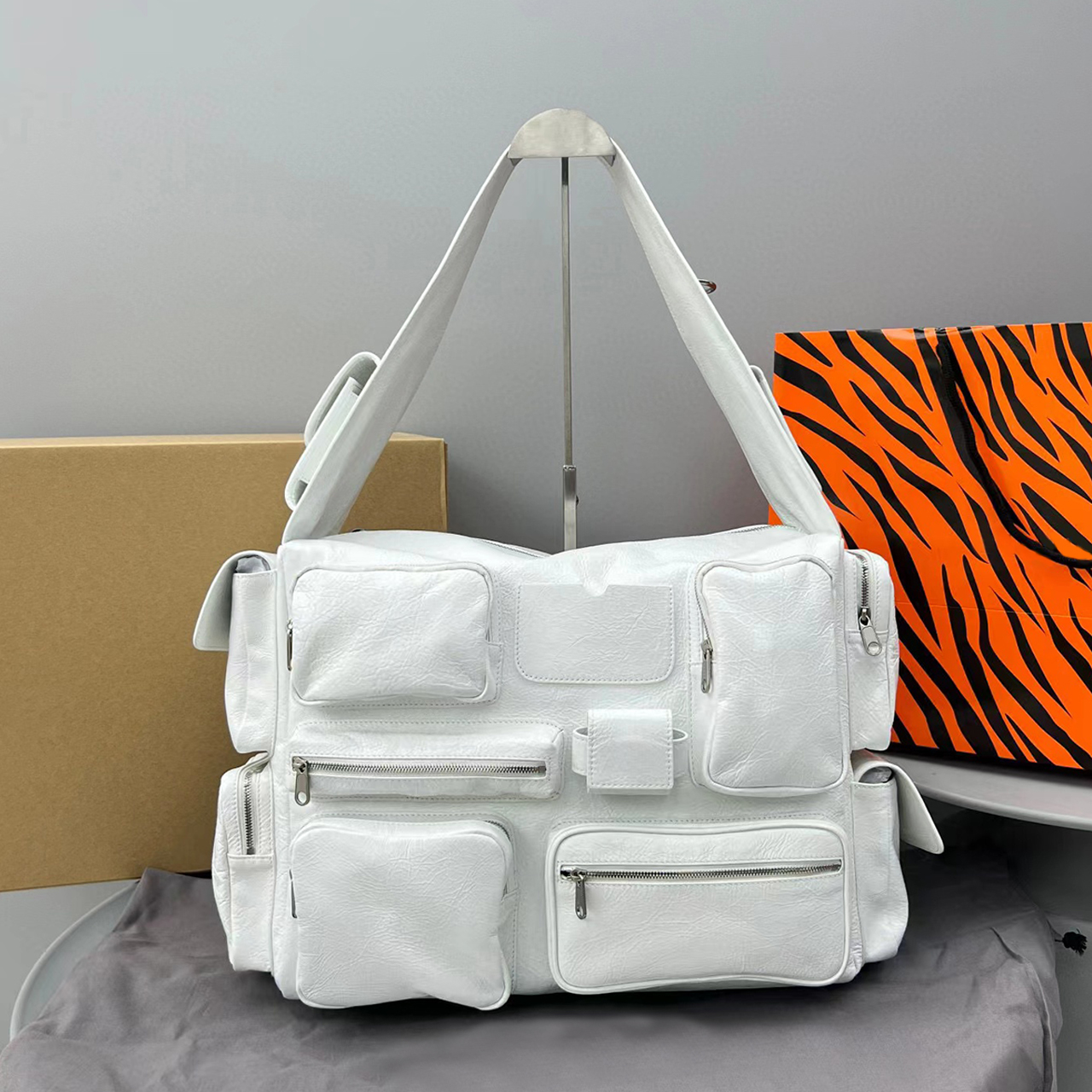 NIGO Large Leather Shoulder Bag Bags Ngvp #nigo6182