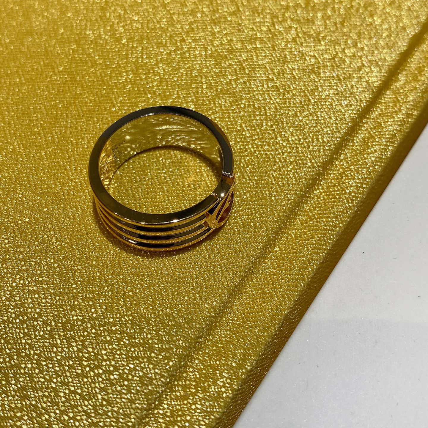 Fendi NIGO Gold Circle Decorative Ring Accessories #nigo21167