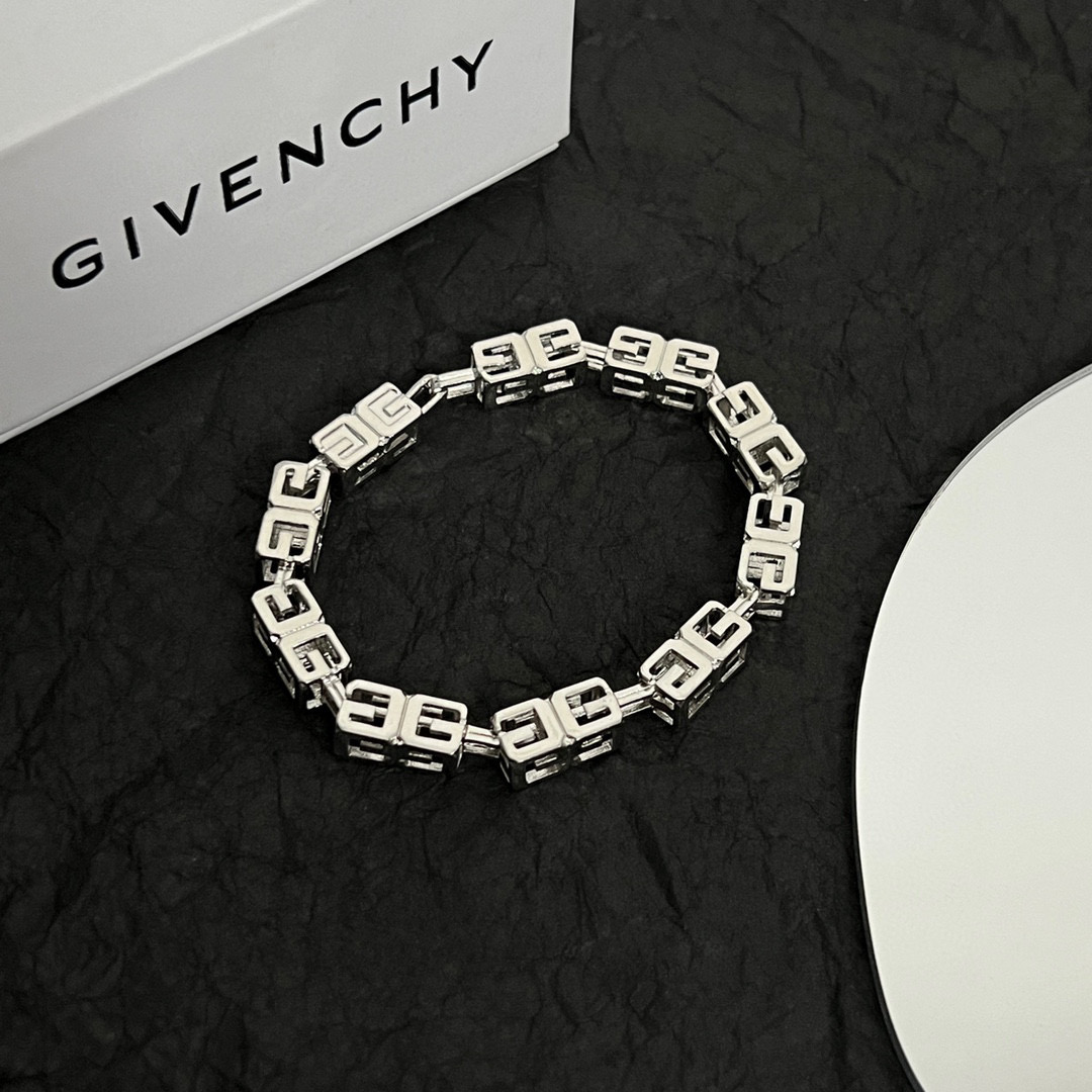 Givenchy NIGO Chain Thick Bracelet Accessories #nigo84177