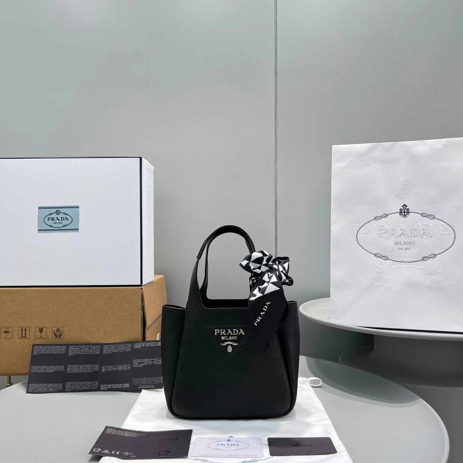 PRADA Litchi Grain Leather Tote Vegetable Basket Tote Bag #nigo55115