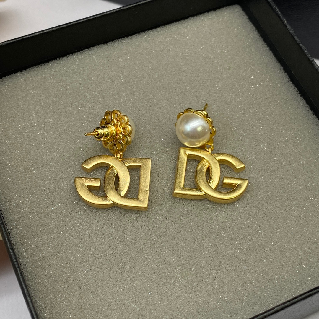 Dolce Gabbana NIGO Fashionable Pearl Small Earrings #nigo21557