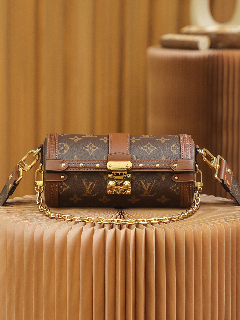 Louis Vuitton NIGO Leather Printed Chain Bucket Bag #nigo21556