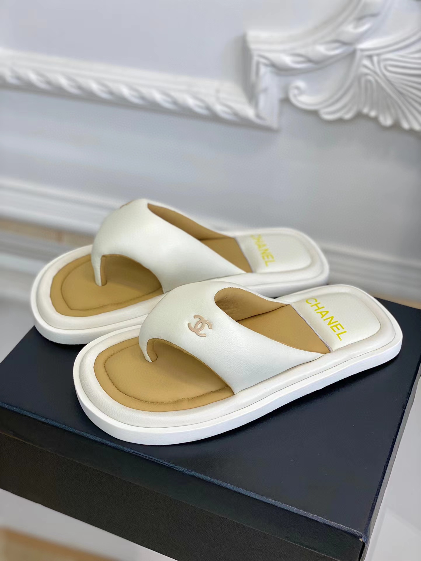 Chanel popular bread slippers, sandals, summer sheepskin Shoes #nigo29166