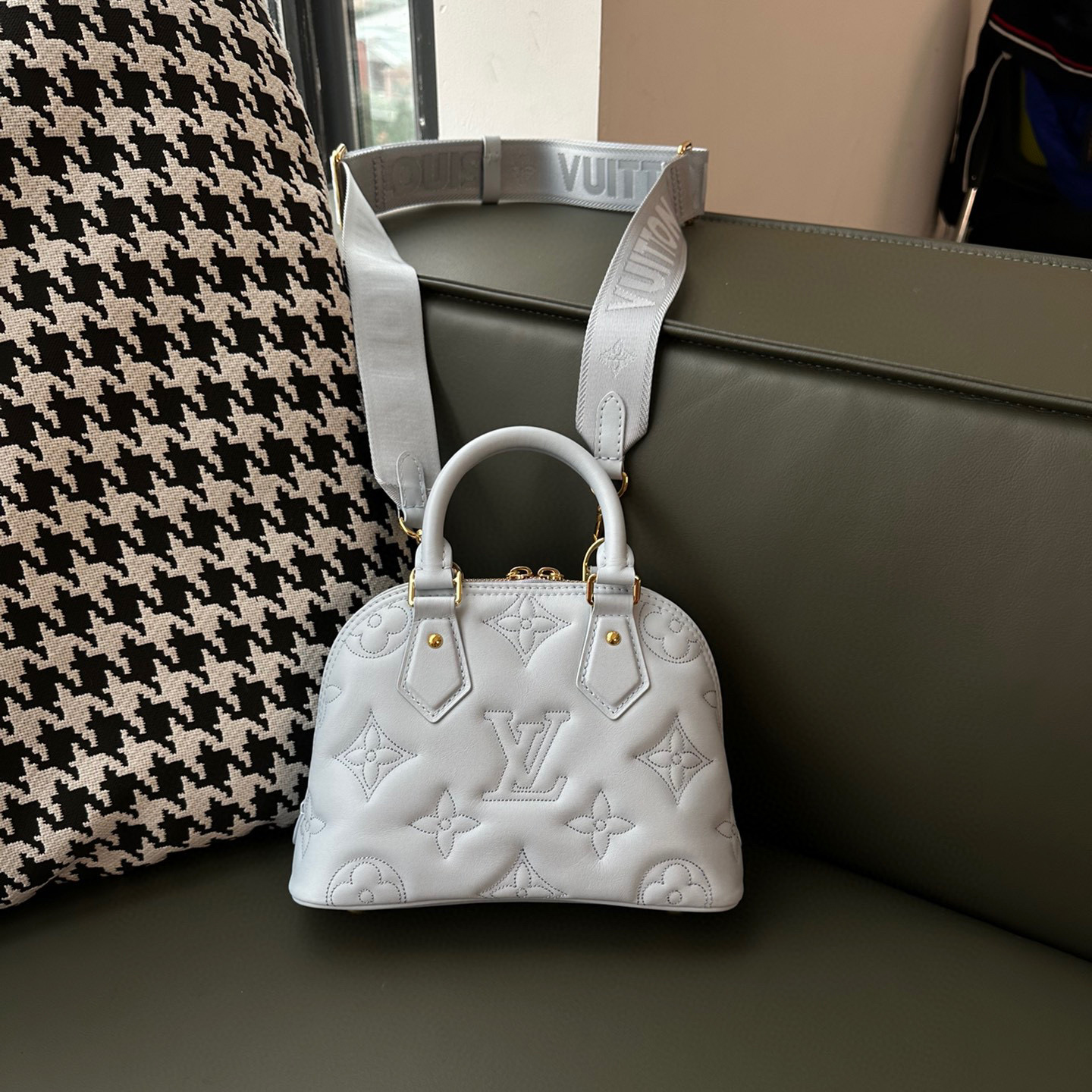 Louis Vuitton NIGO Blue Leather Printed Carrying Bag #nigo21578