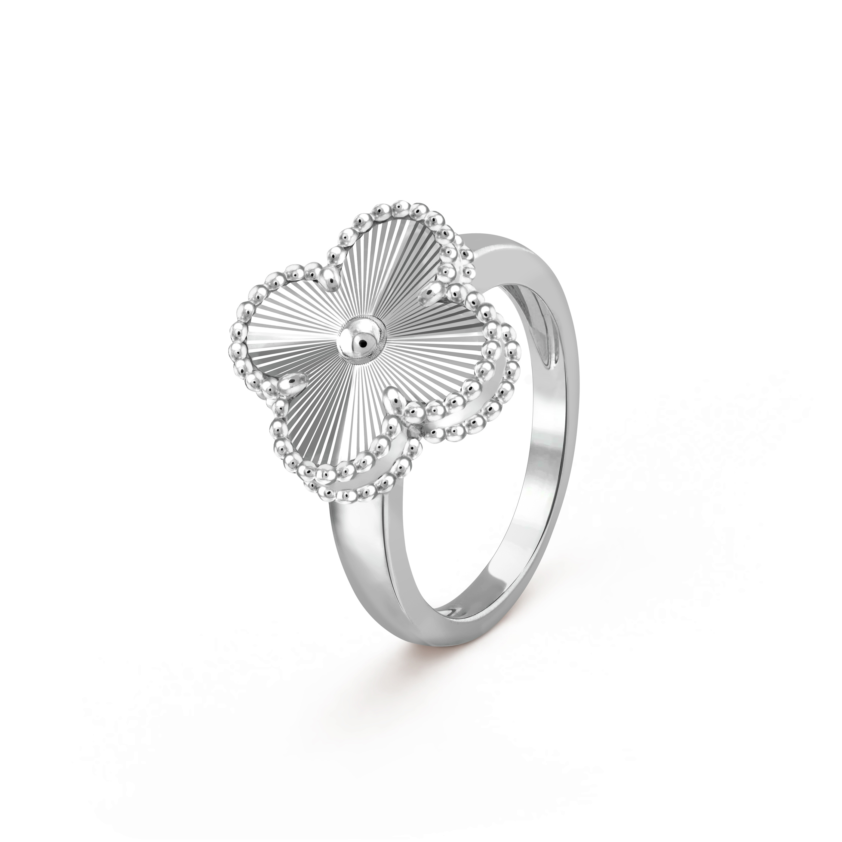 Van Cleef Arpels NIGO Flower Shaped Decorative Ting #nigo21566