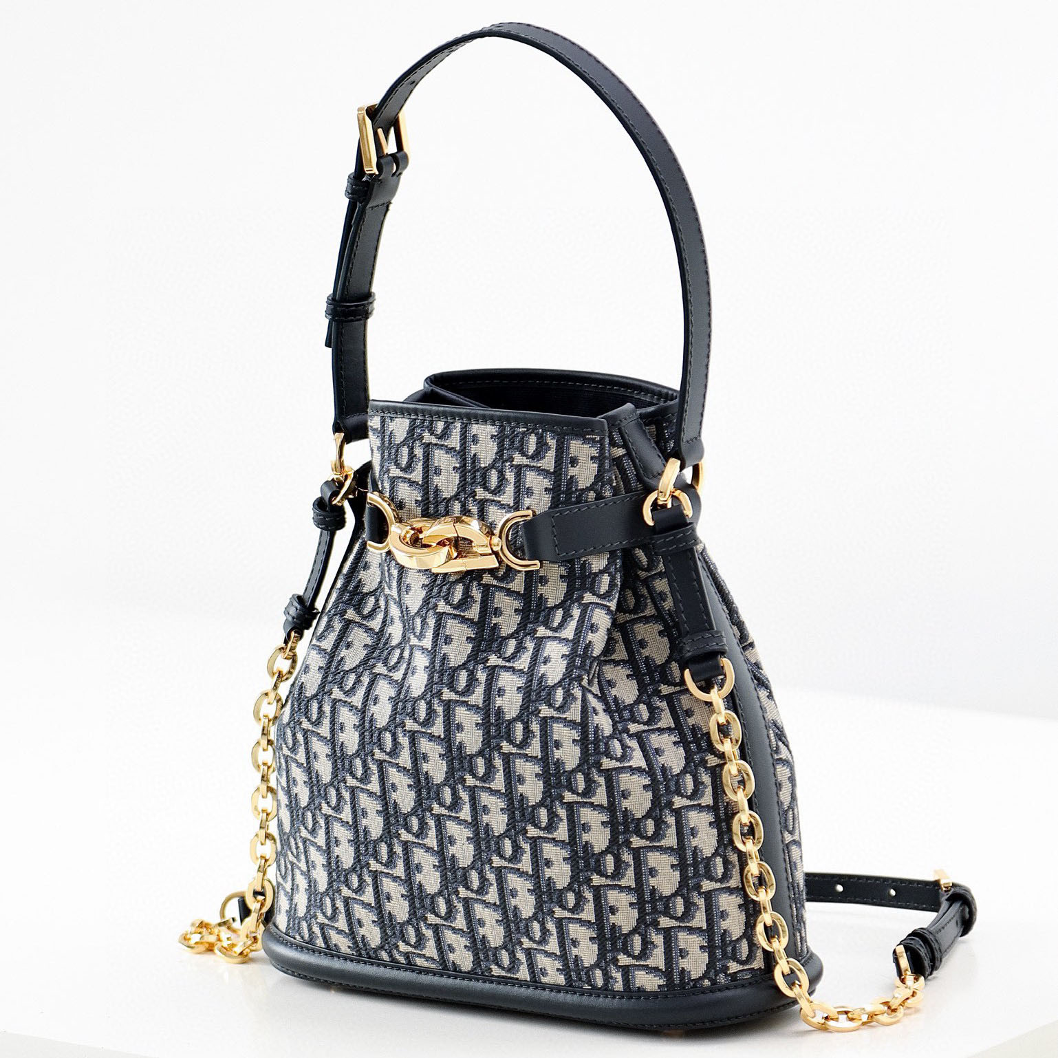 Dior NIGO Canvas Shoulder Tote Bucket Bag #nigo96128