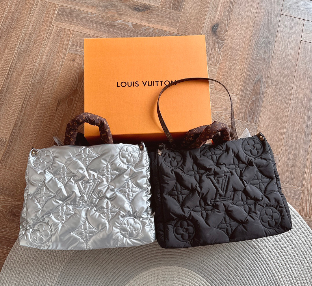 Louis Vuitton NIGO Large Capacity Single Shoulder Portable Down Bag Bags #nigo56253