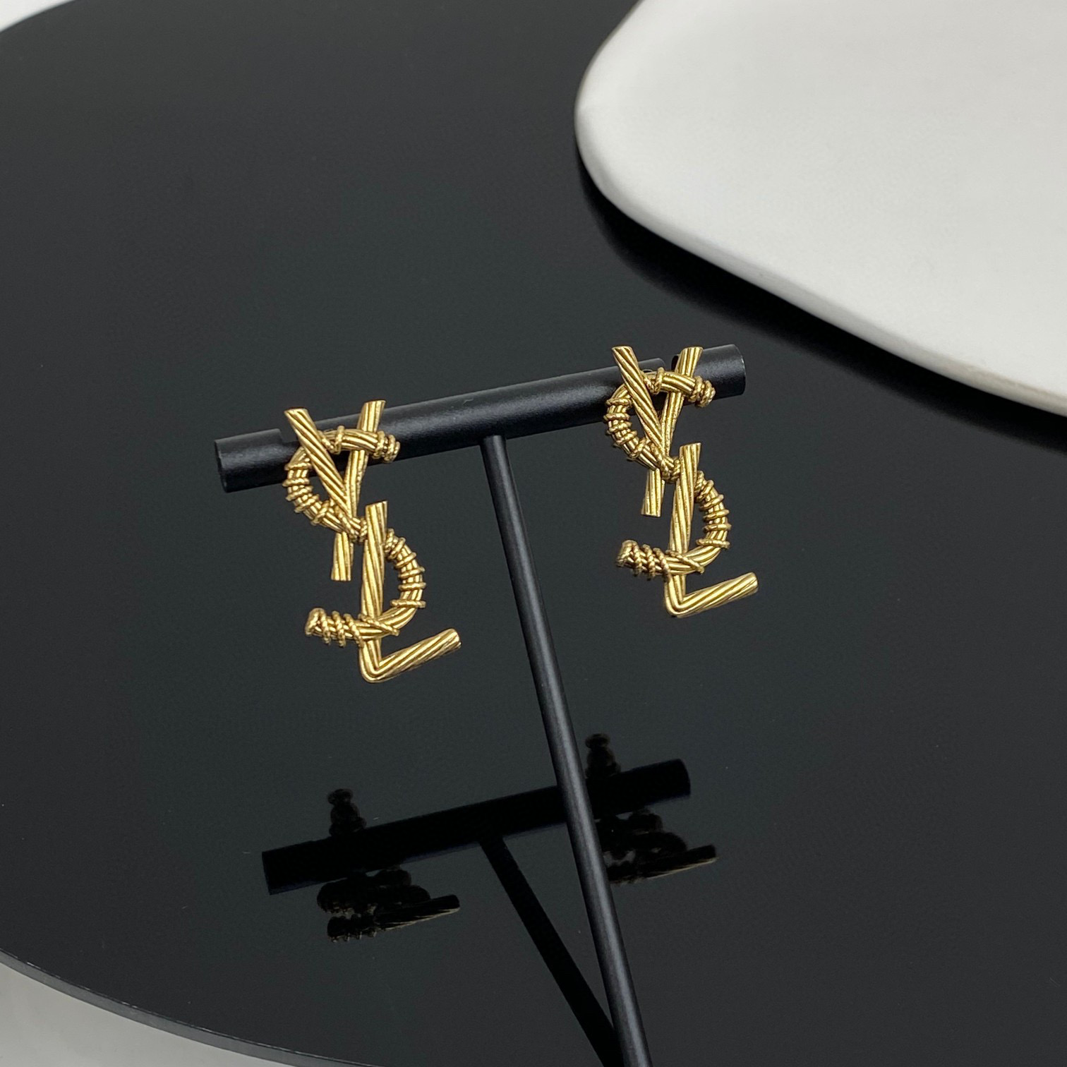 Yves Saint laurent NIGO Simple And Versatile Decorative Earrings #nigo57427