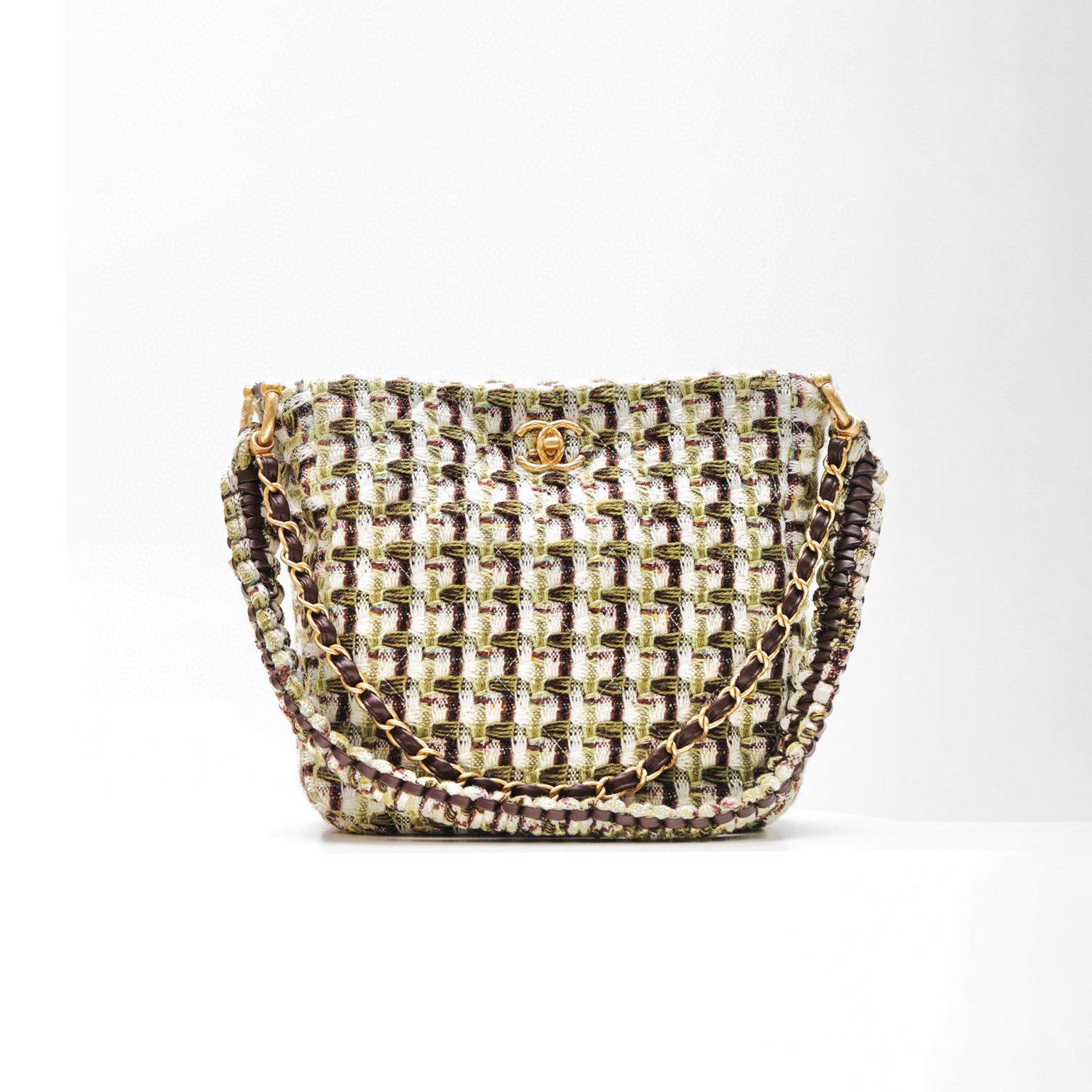 Chanel Woven Chain Bag #nigo21672