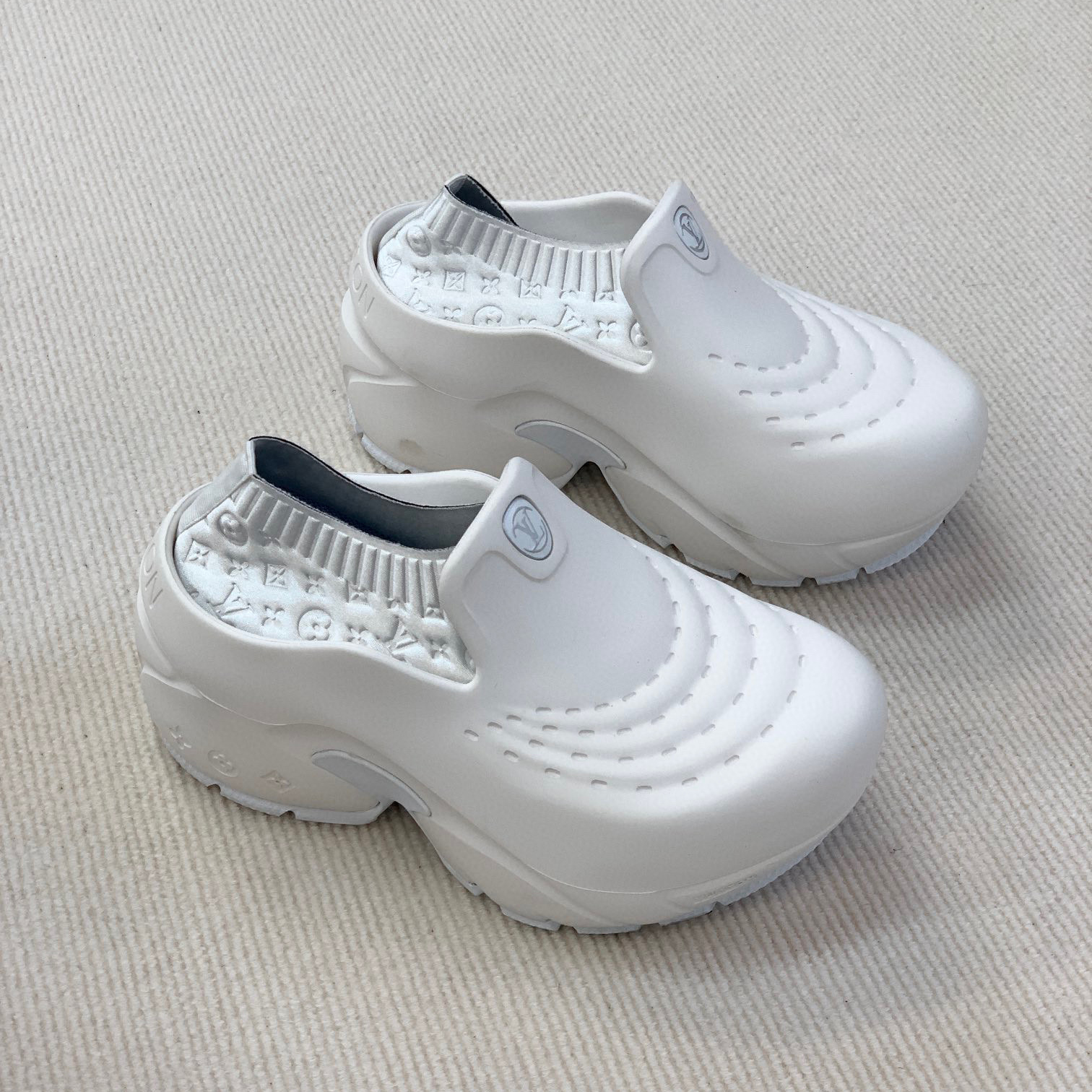 Louis Vuitton NIGO  Shark Slippers Shoes #nigo21372