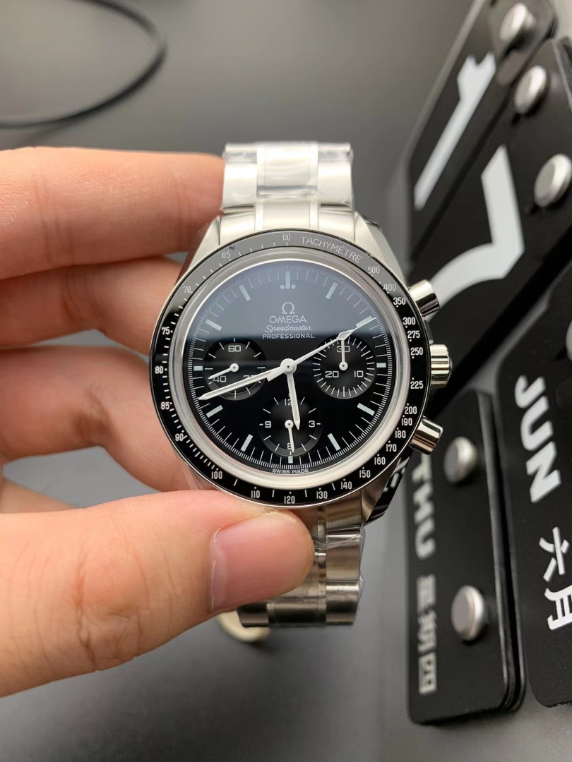 OMEGA Super Series Silver Round Watch #nigo21726