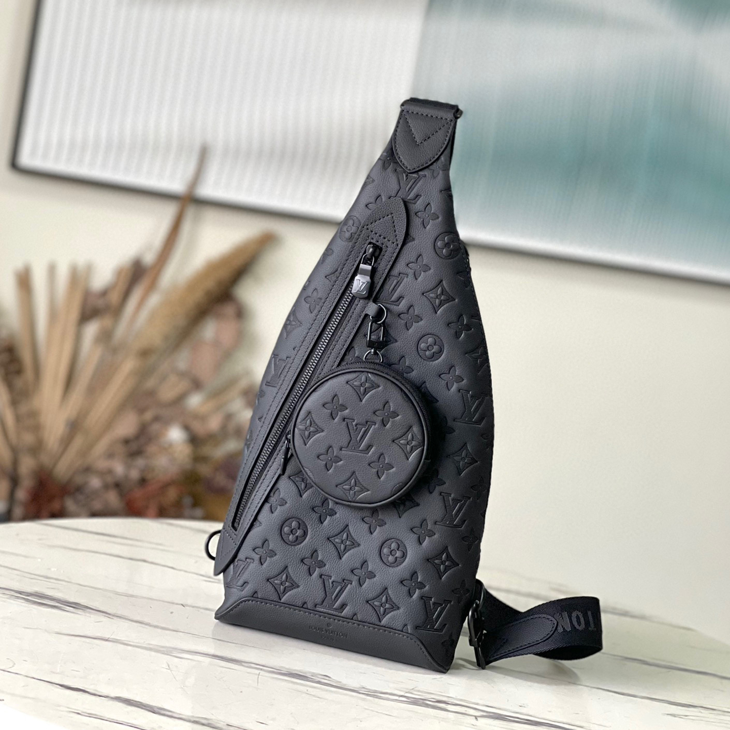 Louis Vuitton NIGO Black Leather Shoulder Bag #nigo57544