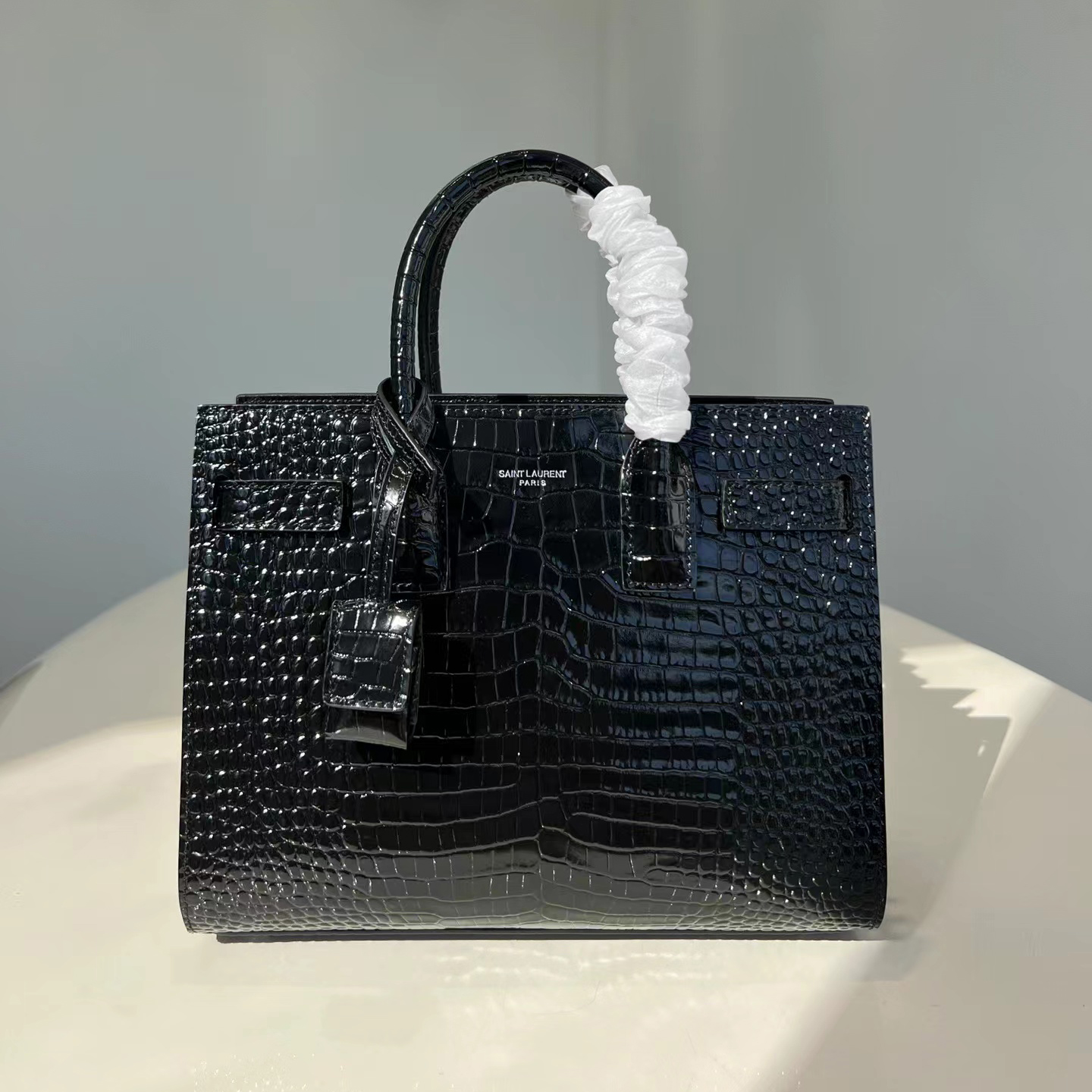 SAINT LAURENT Crocodile cowhide handbag shoulder bag #nigo52329
