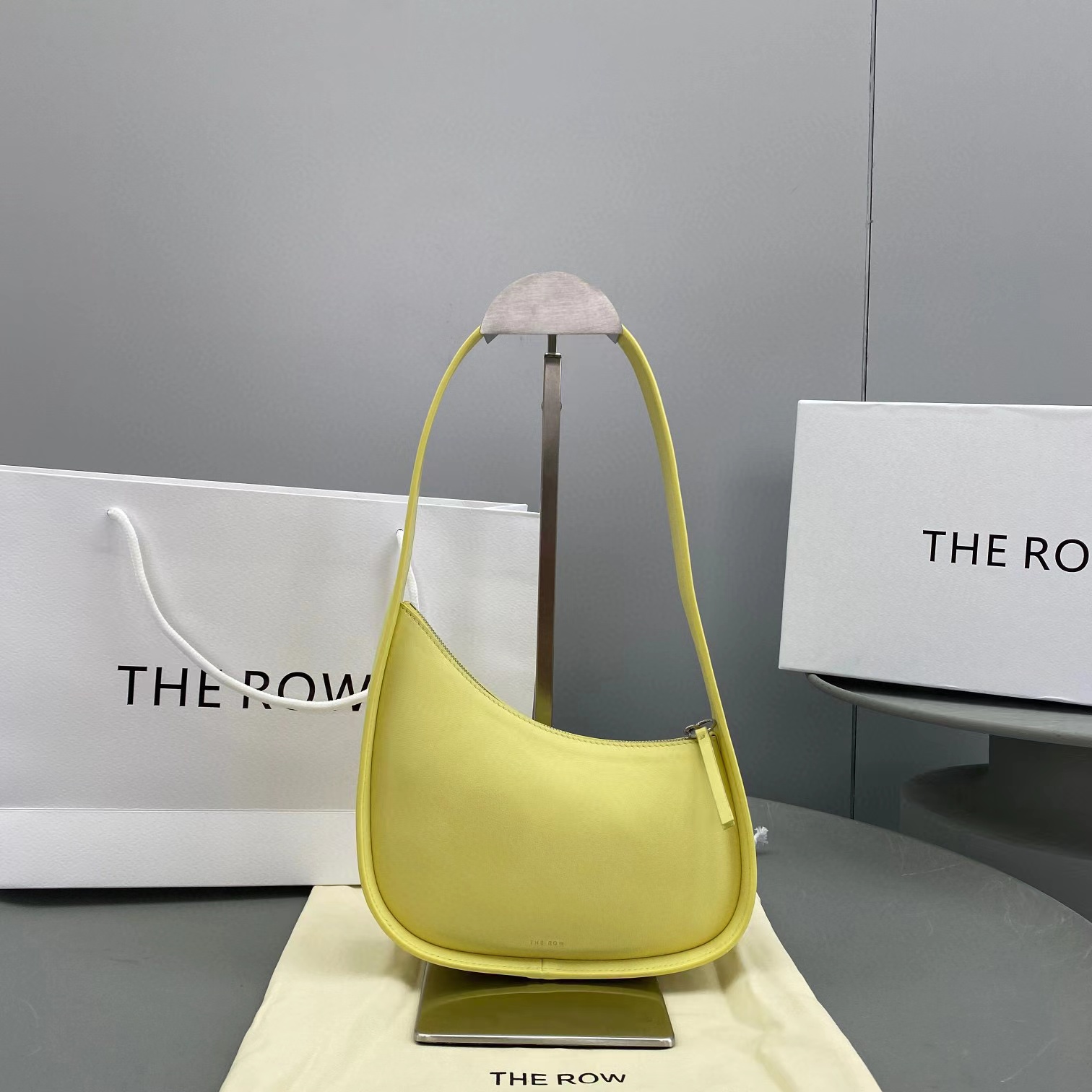THE ROW Leather Tote Bag Bags #nigo53872