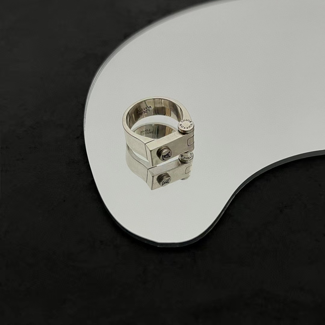 Louis Vuitton NIGO Metal Turnbuckle Ring #nigo56565