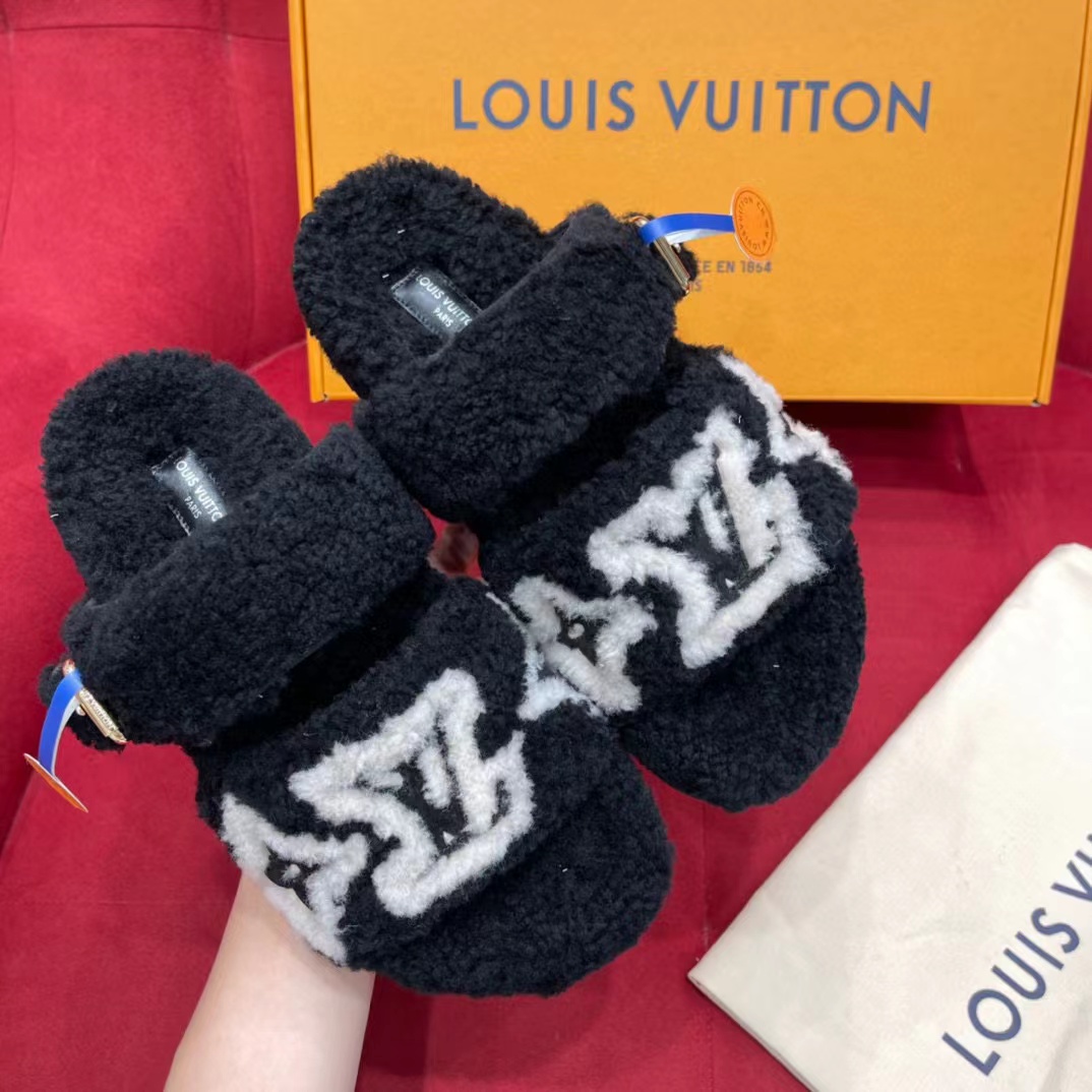 Louis Vuitton Winter Wool Slippers Warm Plush Shoes #nigo51446
