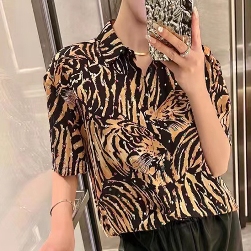 NIGO Saint Laurent Men's Spring, Summer And Fall Lapel Fitted Polka Dot Tiger Print Silk Short Sleeve Shirt Ngvp #nigo5159