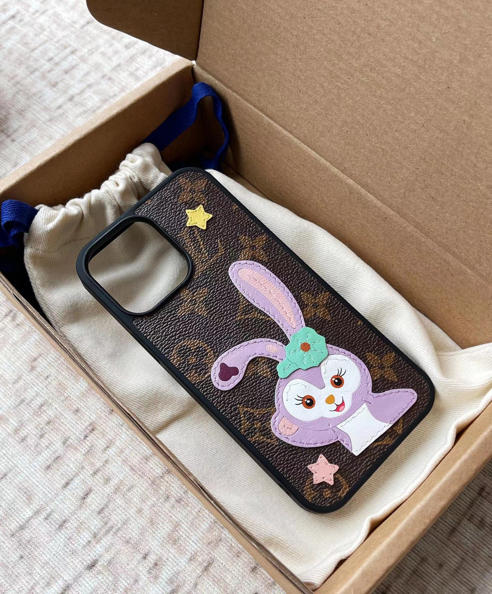 Louis Vuitton NIGO Rabbit Apple Phone Shell #nigo56624