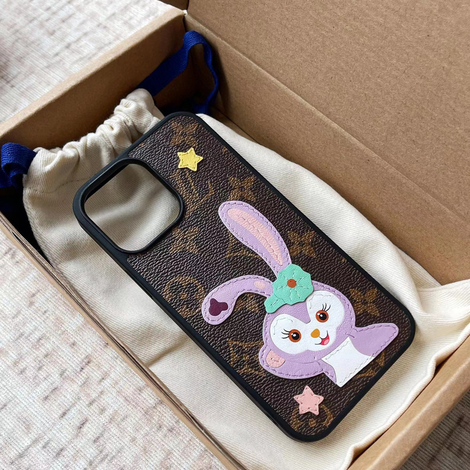 Louis Vuitton NIGO Rabbit Apple Phone Shell #nigo56624