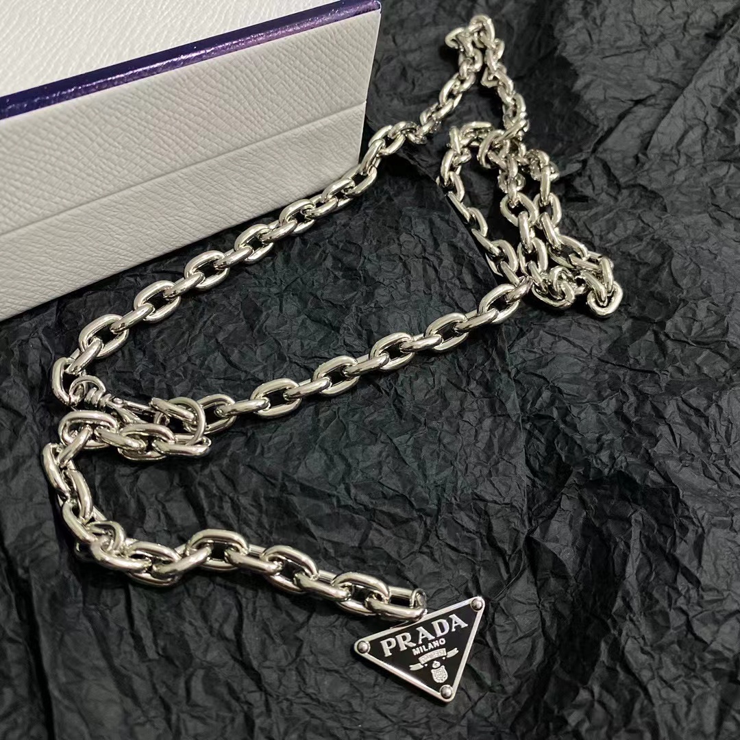 Prada Women's Necklaces Belt Belt Chains Fashion Accessories Jewelry #nigo89387