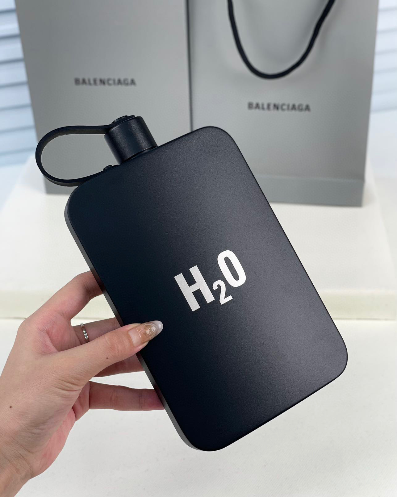 Balenciaga Water Bottle Cup In Hand #nigo9467