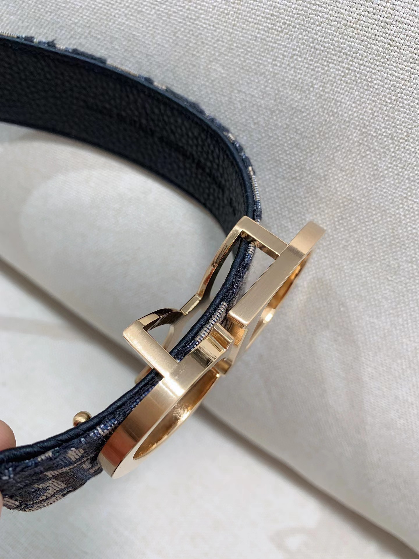 Dior NIGO First Layer Cow Leather With Palladium Plated Pure Steel Buckle Belt Casual White Accessory Jewelry Accessories #nigo82615