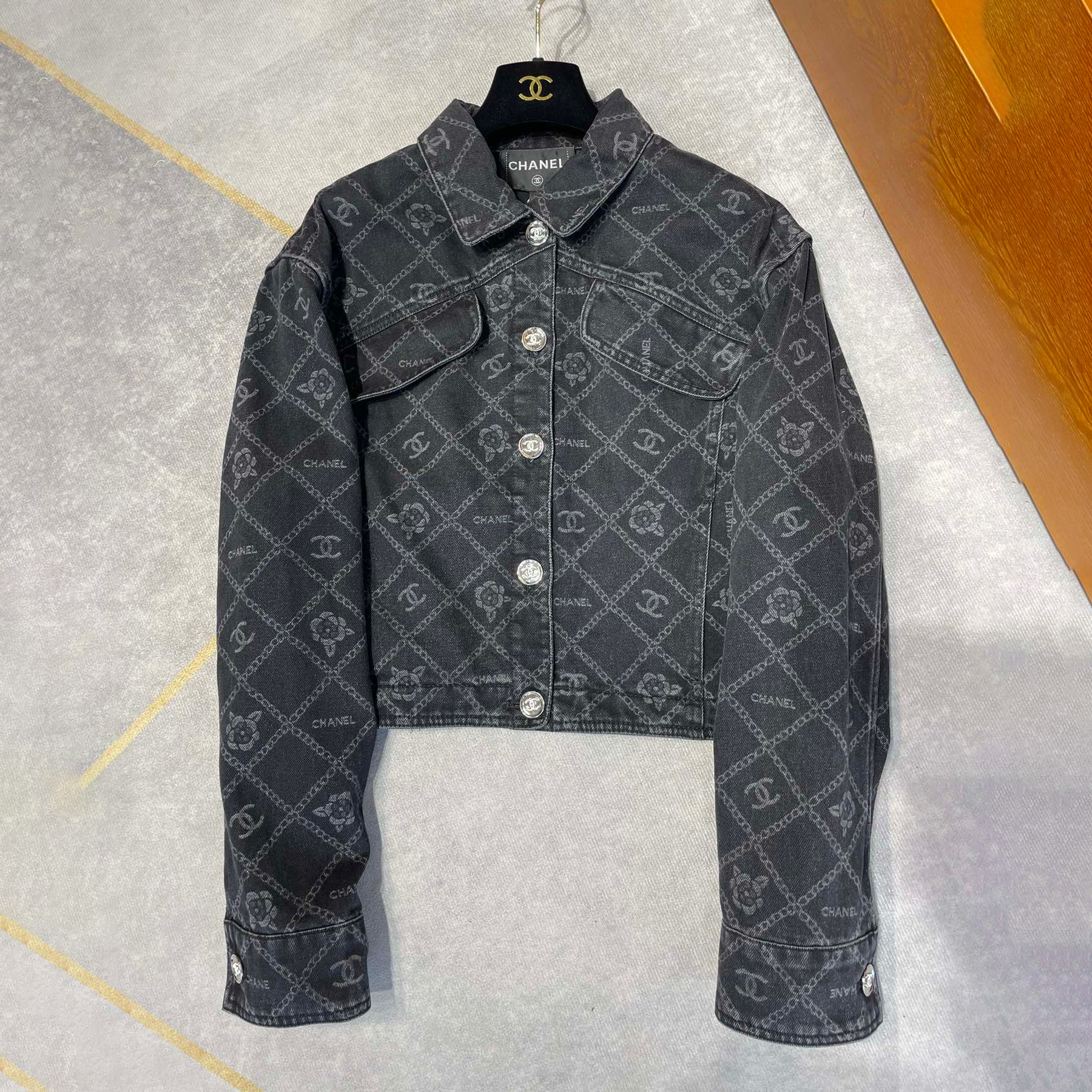 Chanel Long Sleeved Denim Jacket #nigo96464