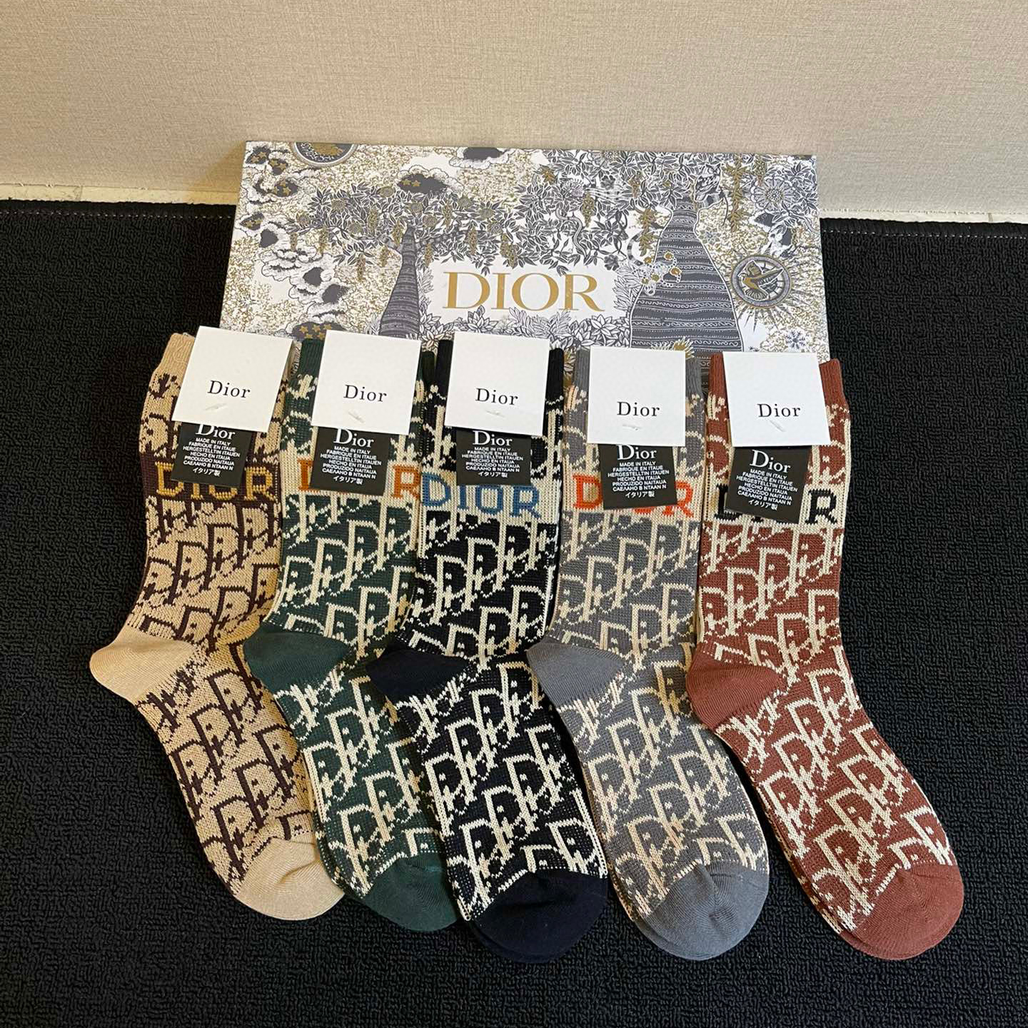 Dior Copy Socks 5-in-1 Set With Box #nigo96486