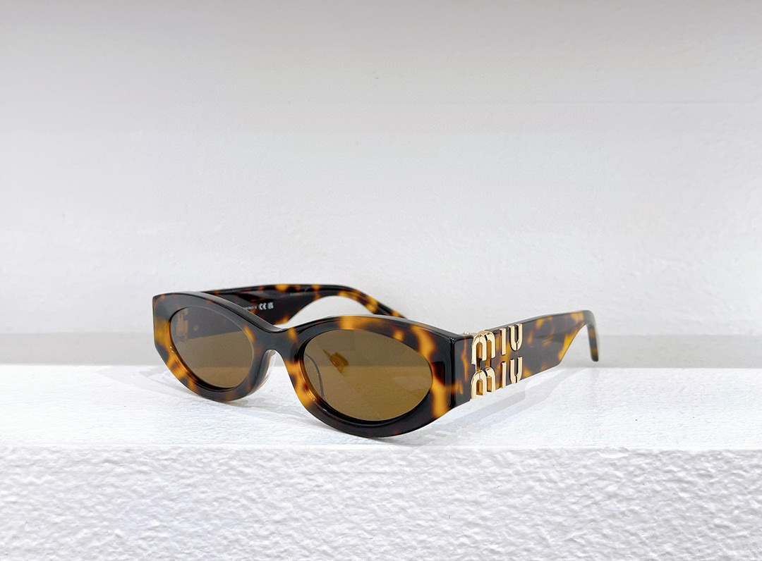 MiuMiu Fashionable Sun Shading Decorative Sunglasses #nigo21852