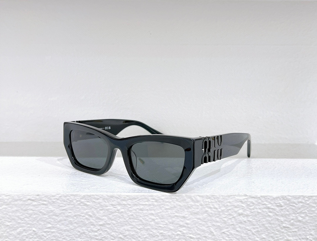 MiuMiu Square Sunshade Sunglasses #nigo21851