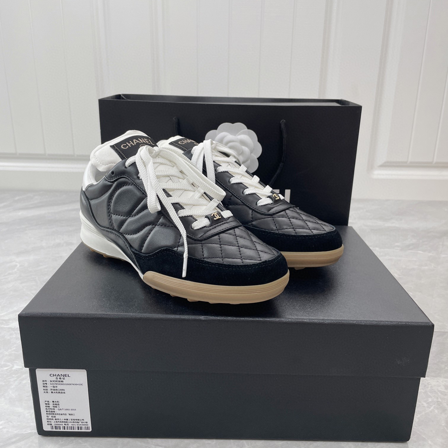 Chanel Women's Low Top Leather Sneakers Shoes #nigo96619