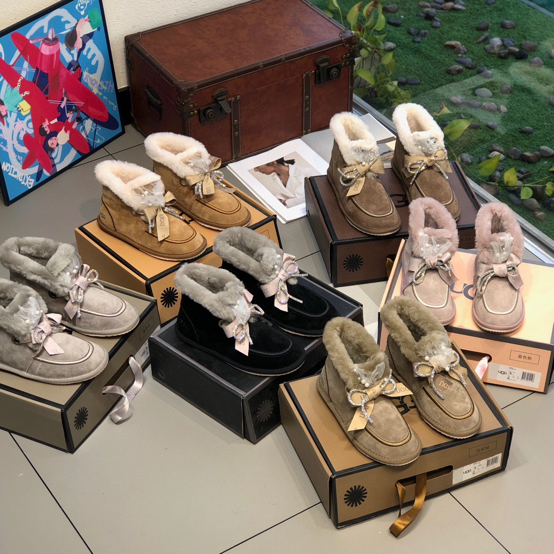 UGG Medium Length Plush Fashionable Snow Cotton Shoes #nigo22114