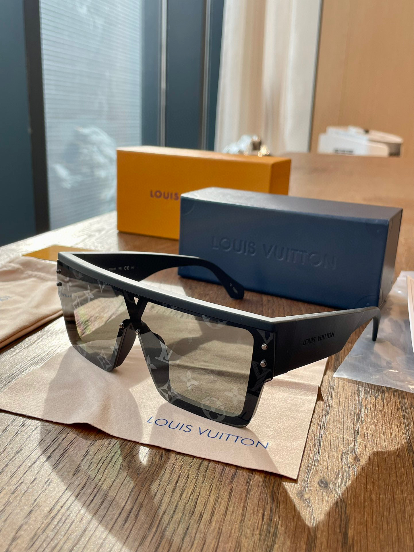 Louis Vuitton Sunshade Sunglasses #nigo22137