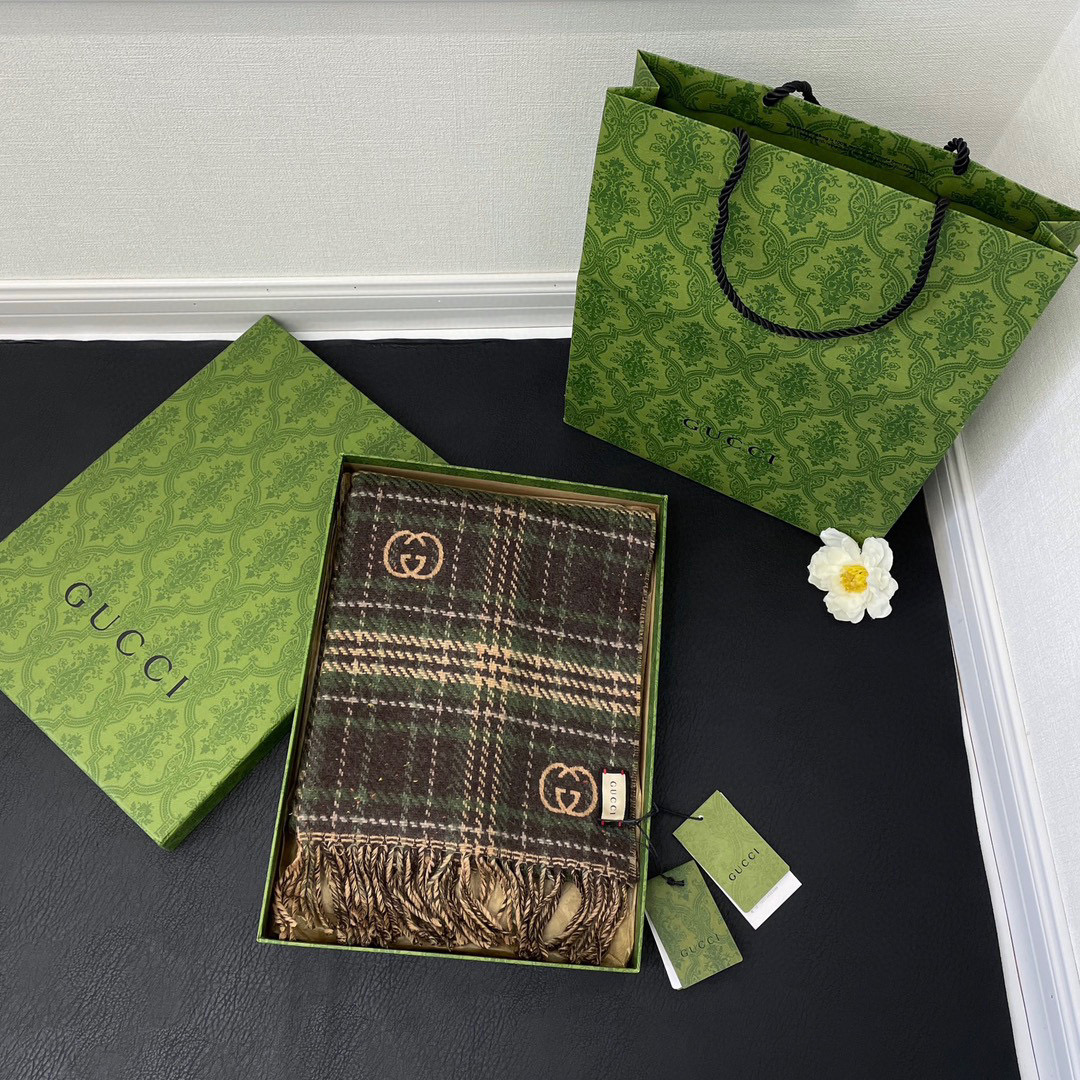 Gucci Plaid Wool Scarf #nigo96777