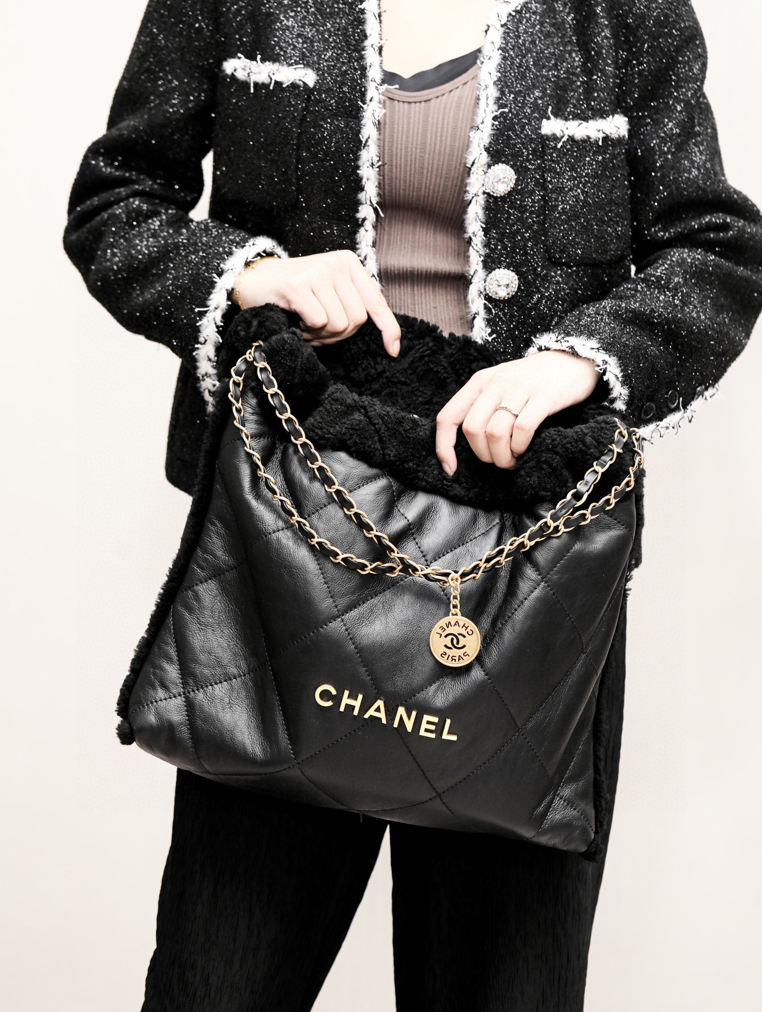 NIGO Chanel 22 Women's Gold Label Logo Wool Leather Patchwork Old Lambskin Tote Bag Tote Bag Shopping Handbag Crossbody Shoulder Bags #nigo96891