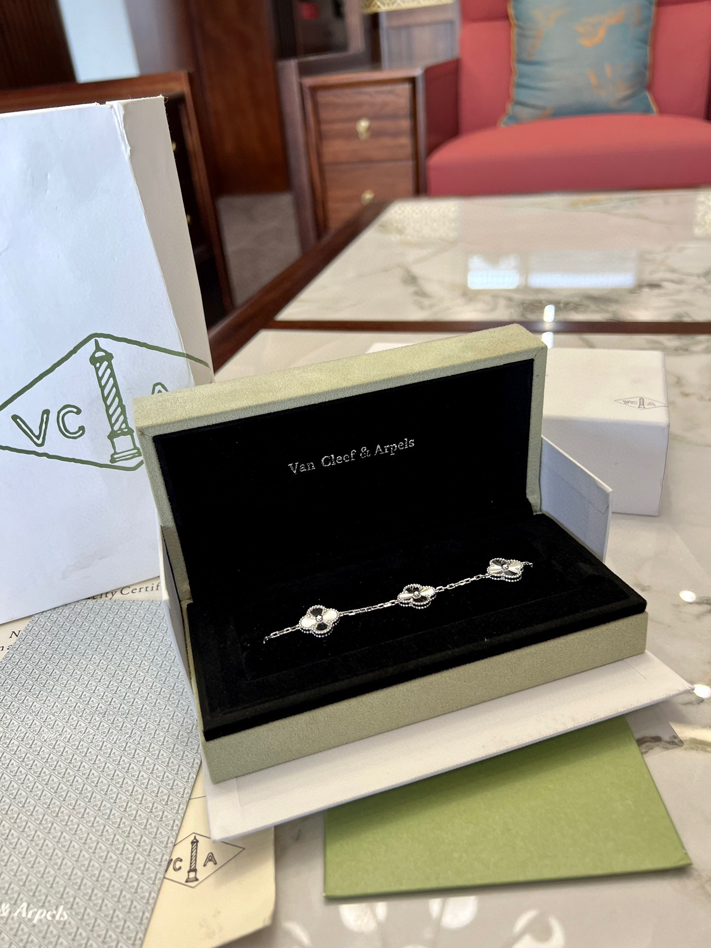 NIGO Van Cleef&Arpels Four Leaf Clover Bracelet Jewelry #nigo96931