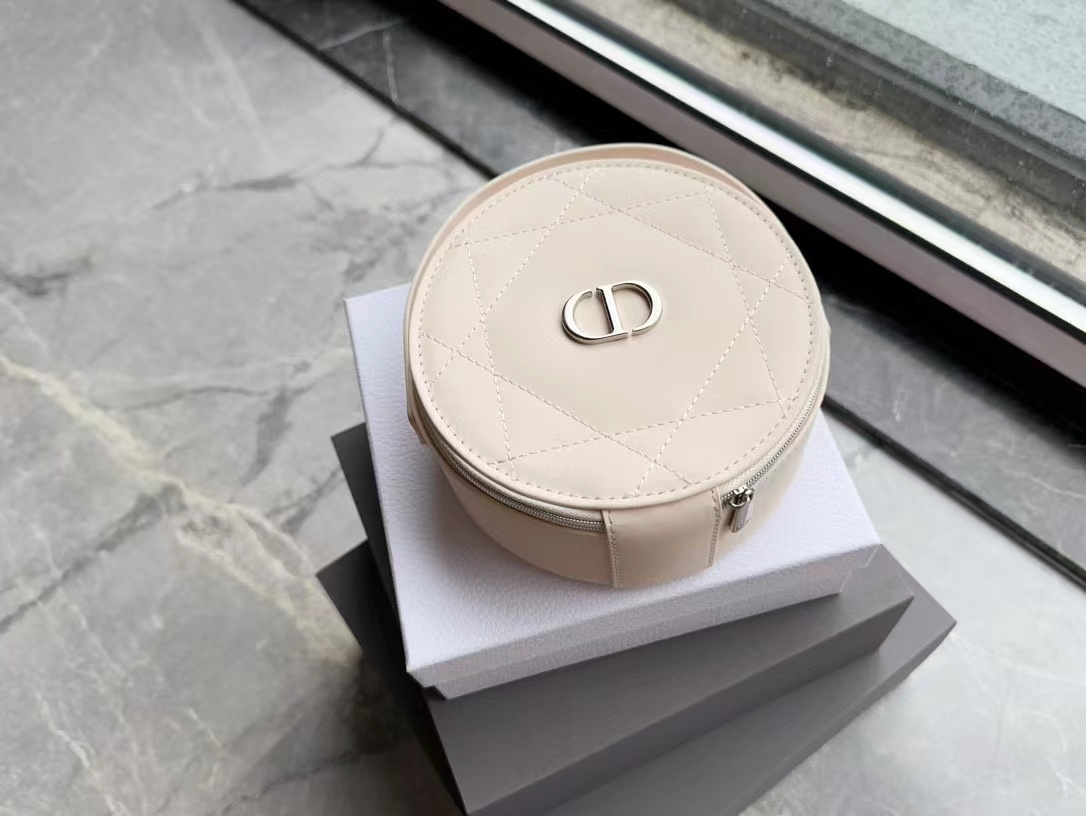 NIGO Dior Women's Round Leather Tote Cosmetic Bag With Mirror #nigo96962