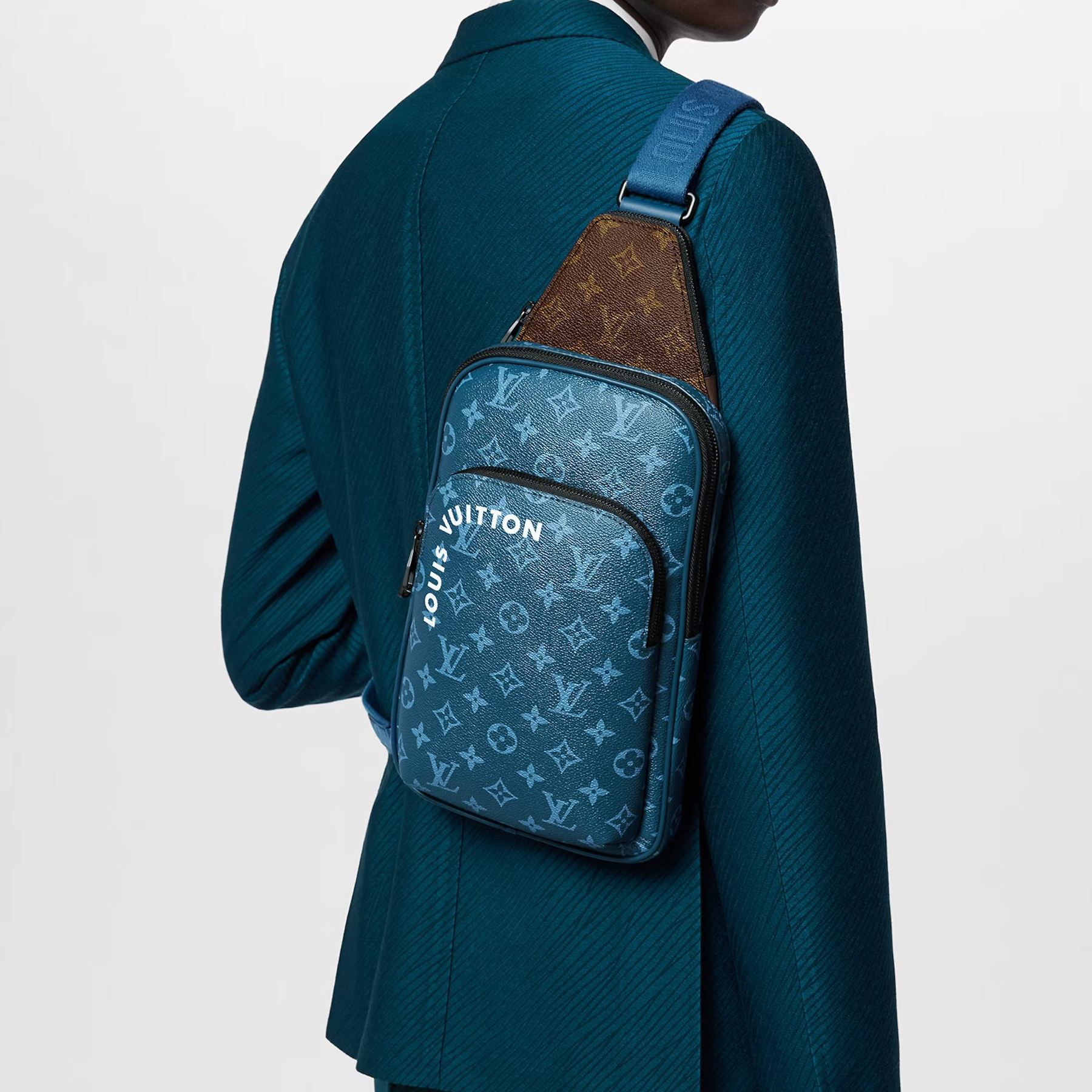 NIGO Louis Vuitton Men's Blue Adjustable Shoulder Strap Zipper Closure Canvas Crossbody Shoulder Bag #nigo97127