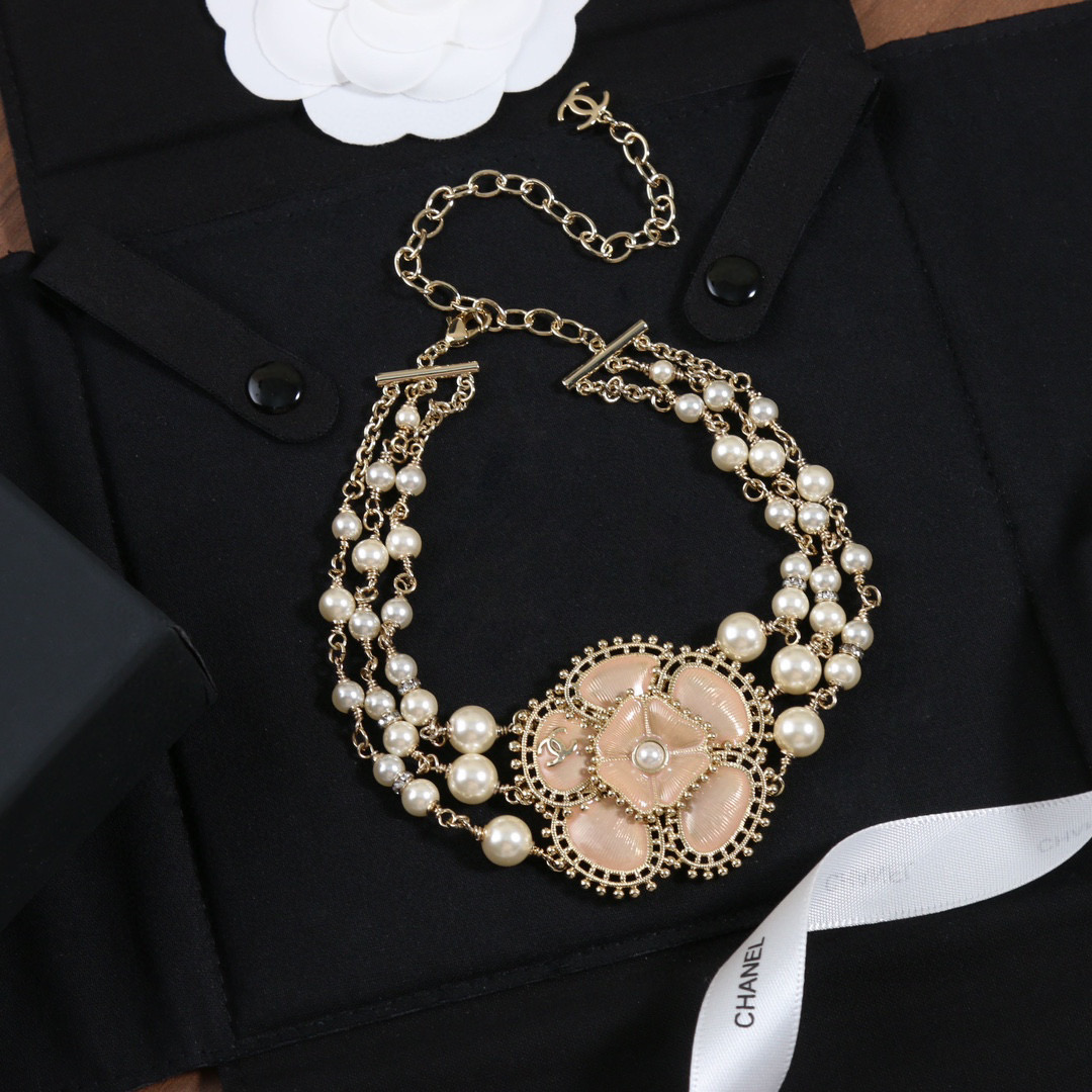 NIGO Chanel Women's Metal and Artificial Pearl Flower Shape Necklace #nigo97258