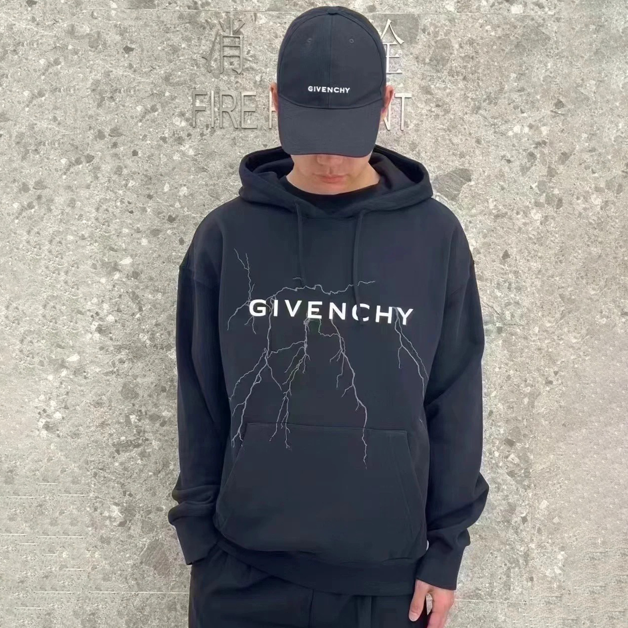 NIGO Givenchy Men's Autumn/Winter Black Logo Lightning Print Hooded Sweatshirt Pullover #nigo97668