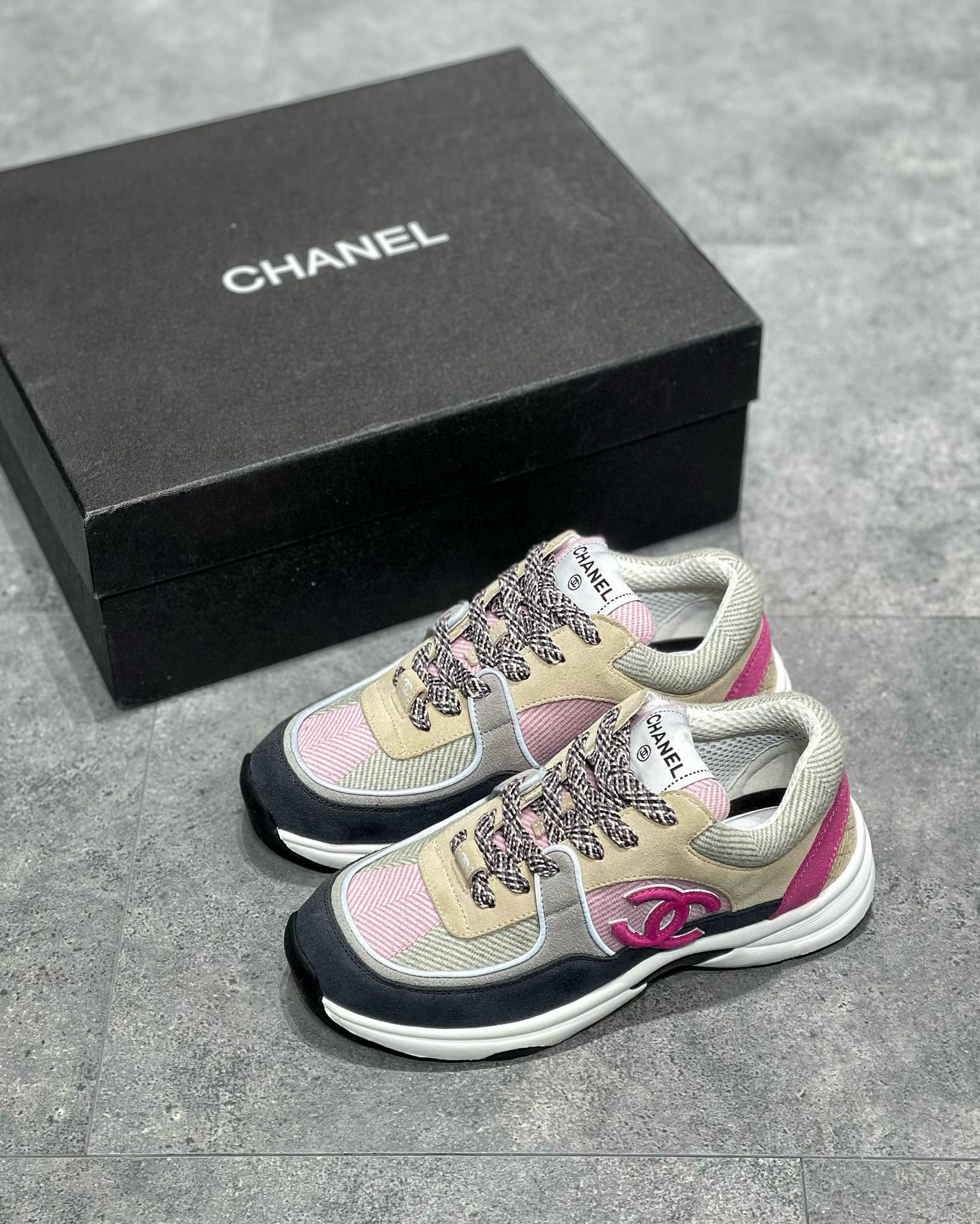 NIGO Chanel Men's and Women's Upper Tweed Patchwork Side Suede Vintage Low Top Shoes #nigo97739