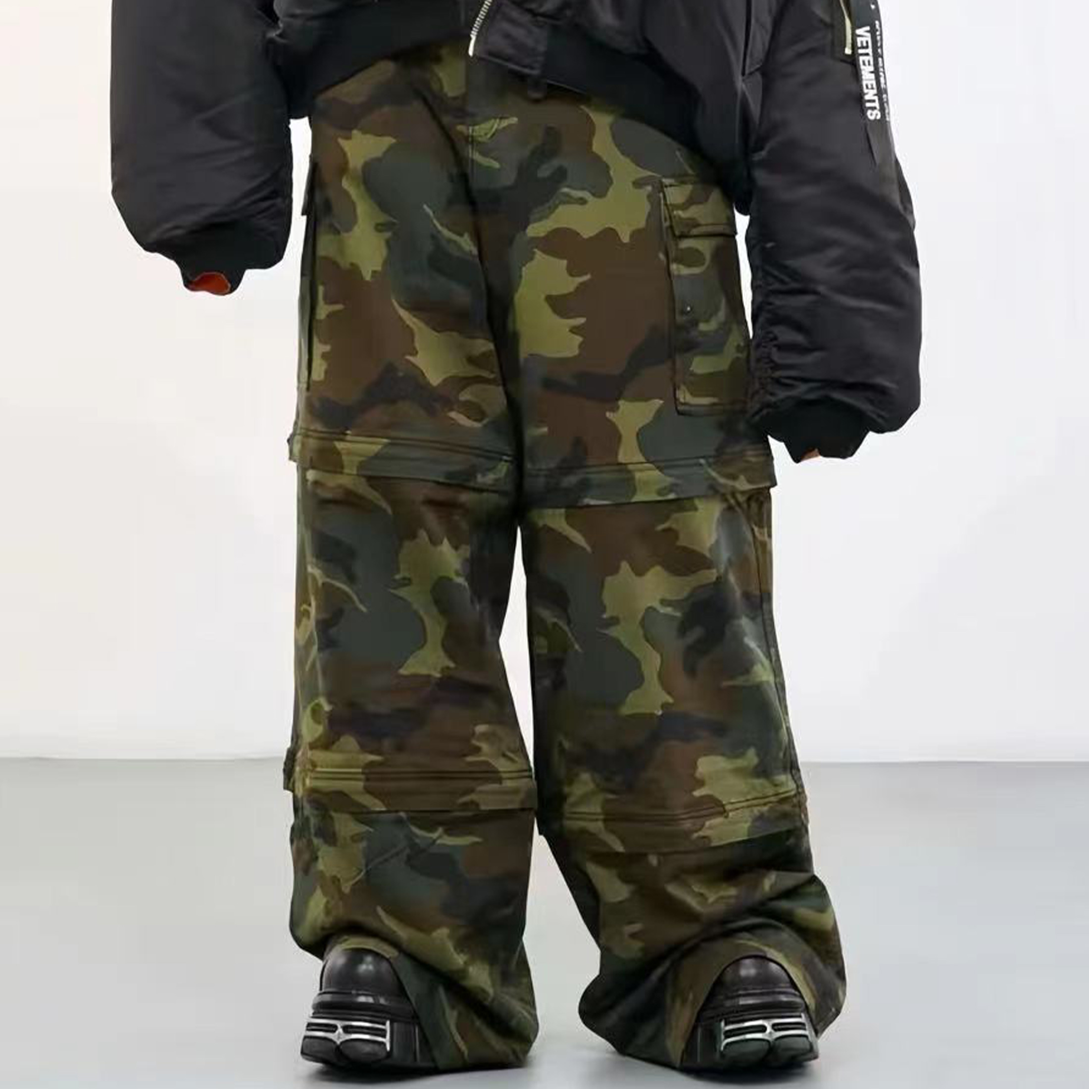 NIGO Vetements Men's Camouflage Multi-Pocket Zipper Loose Cotton Long Work Pants Ngvp #nigo7663