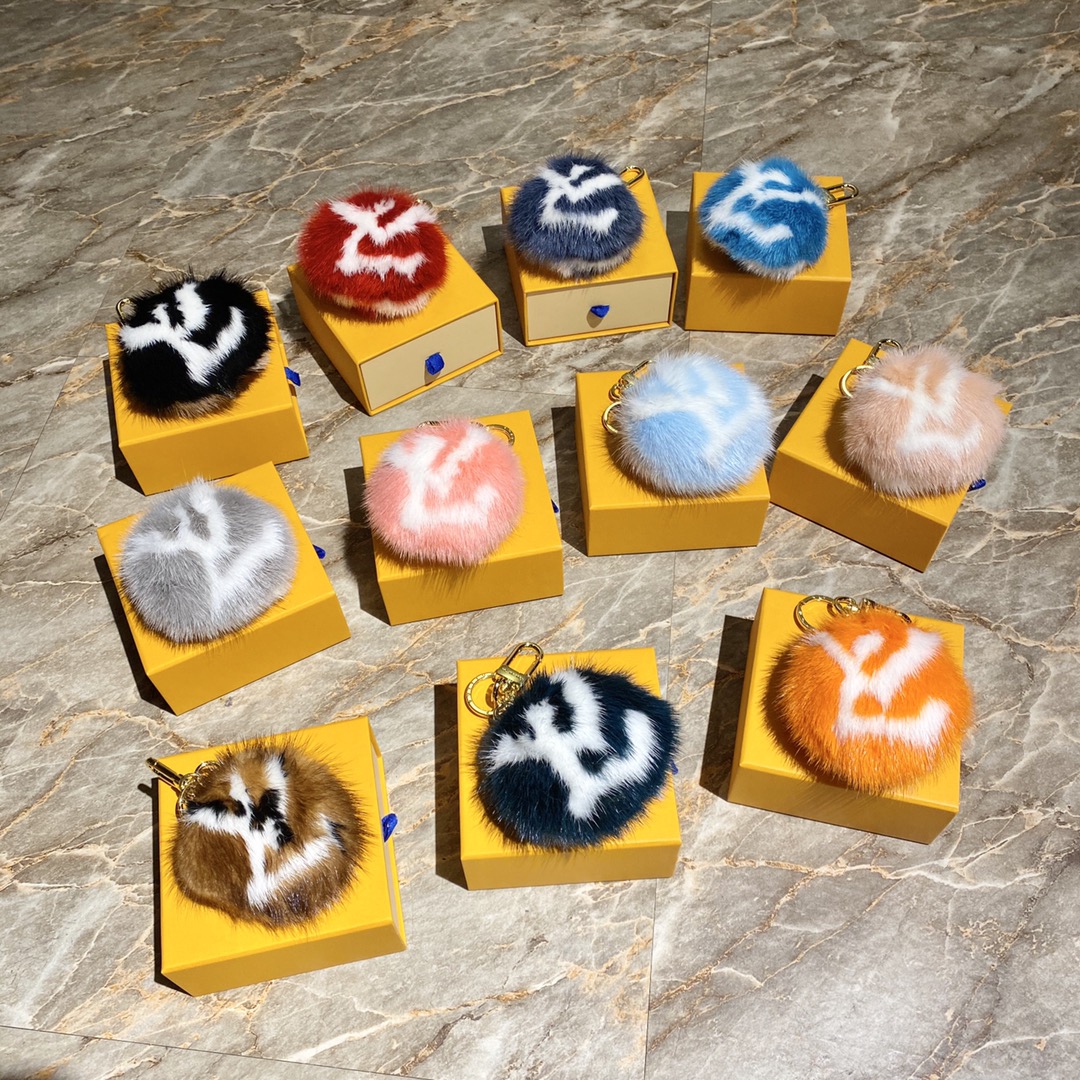 NIGO Louis Vuitton Men's Women's Mini Headphone Bag Keychain Hanging Jewelry Accessories #nigo98157