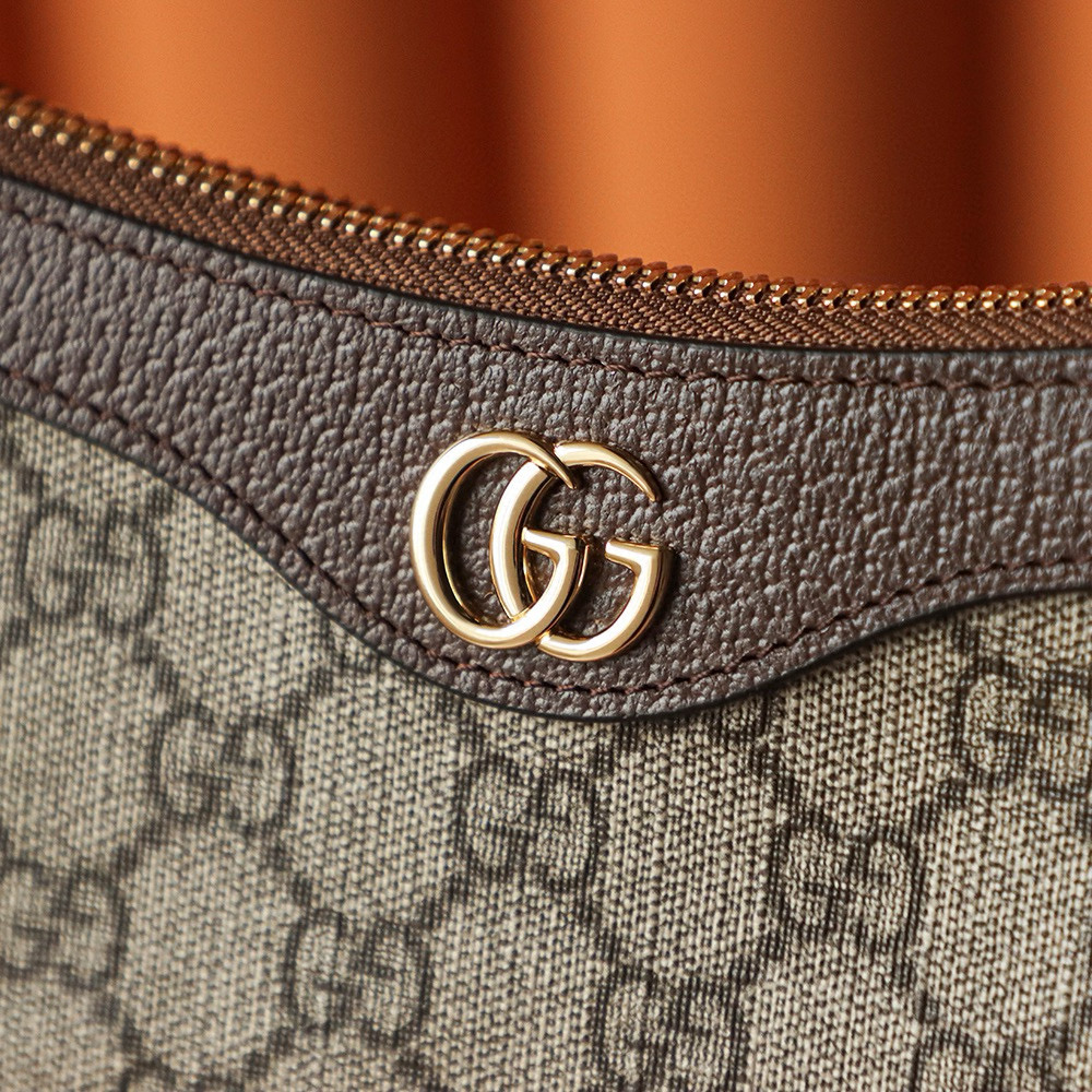 NIGO Gucci Women's Strawberry Logo Hanging Chain Mahjong Bag Classic Fashion Old Flower Canvas Handbag #nigo98255