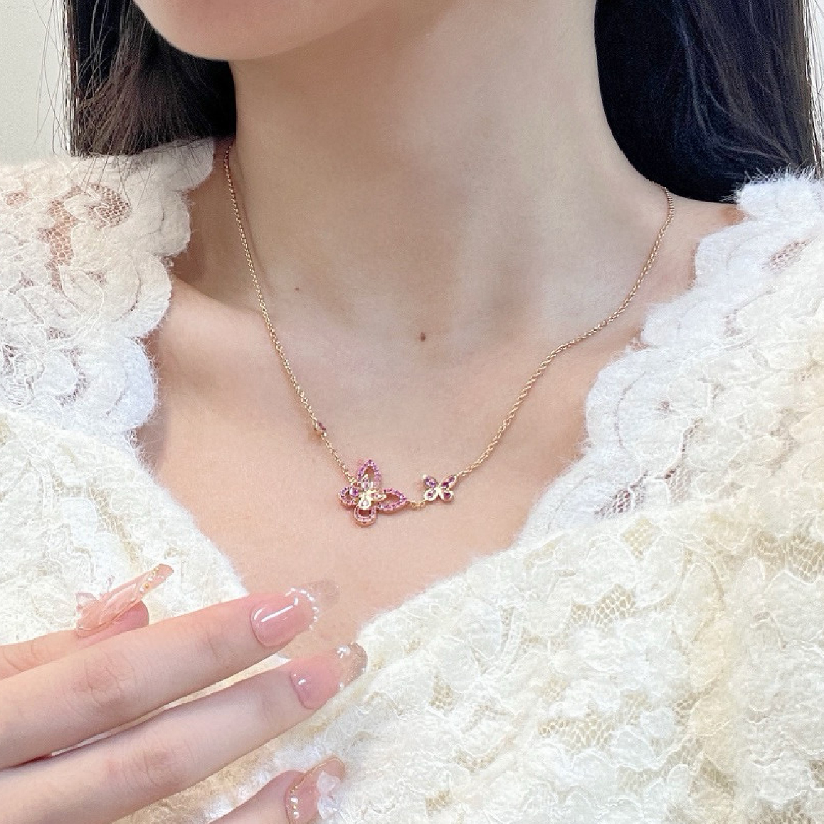 NIGO Graff Women's Four Seasons Temperament Pink Diamond Butterfly Necklace Luxury Metal Accessories Ngvp #nigo7773