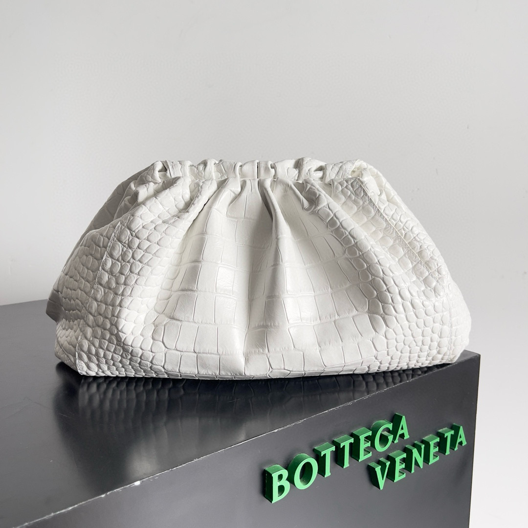 NIGO Bottega Veneta Women's Solid Color Fashion Crocodile Print Cloud Bag Clutch Pleated Temperament Black And White Handbag #nigo7792