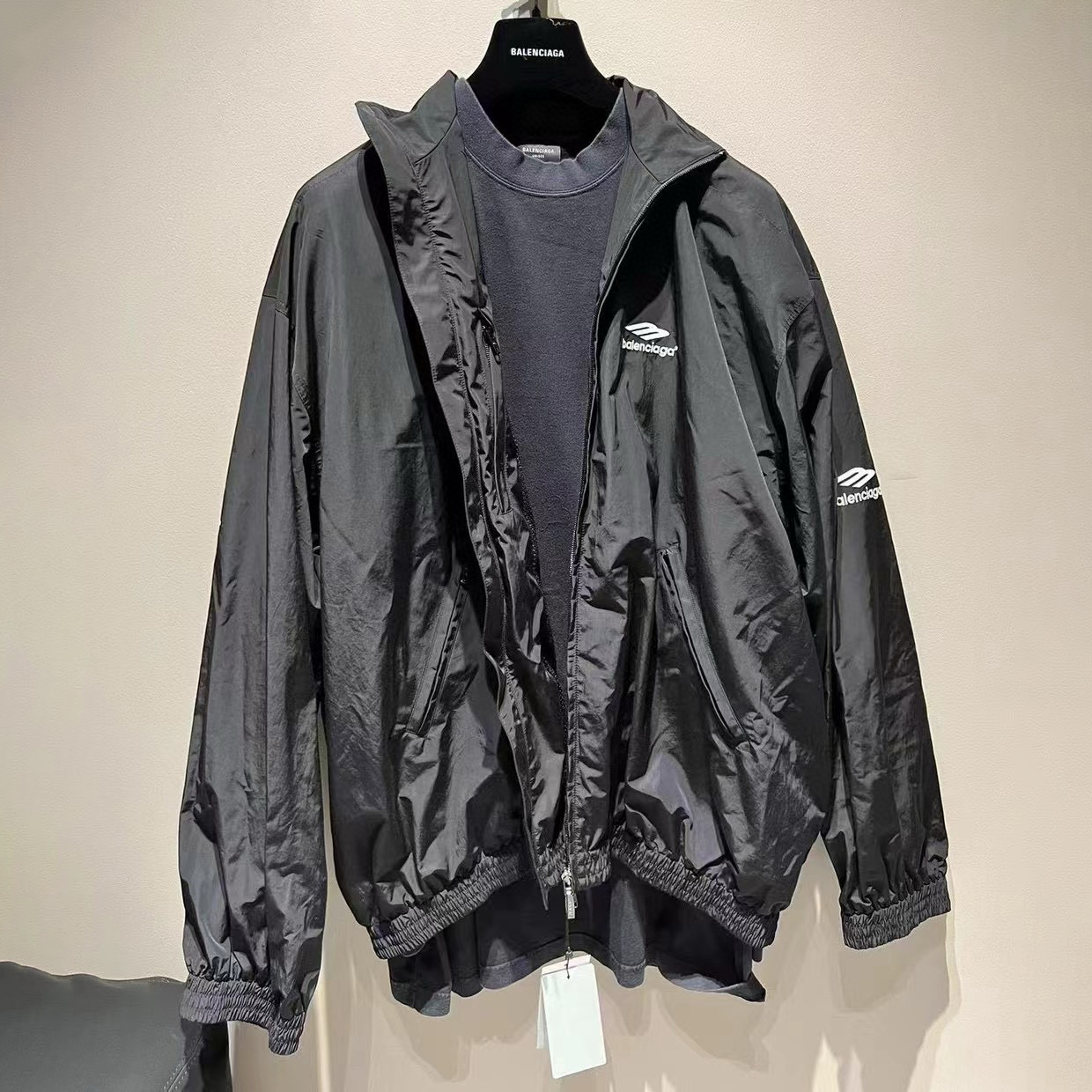 NIGO Balenciaga Men's Fall/Winter Black Vintage Plain Knit Patchwork Two Piece Zipper Jacket Long Sleeve T-Shirt #nigo98428