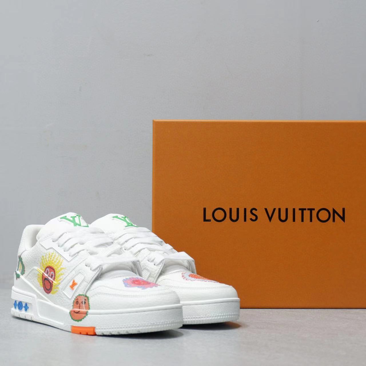 NIGO Louis Vuitton Trainer Men's Women's Graffiti Pattern White Leather Lace Up Low Top Board Shoes Sneakers #nigo98454