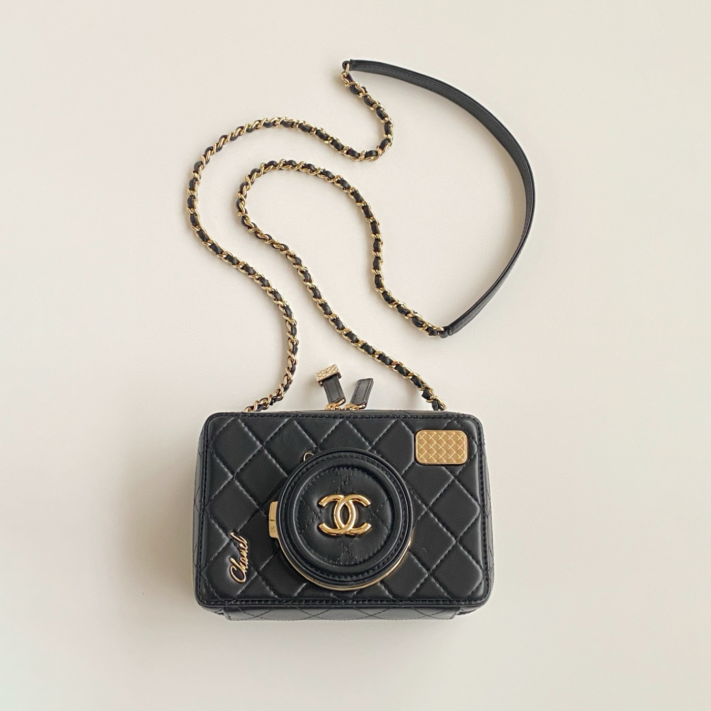 NIGO Chanel Women's Camera Shape Inside With Mirror Black Sheepskin Cosmetic Bag Small Square Bag Shoulder Crossbody Bag #nigo98598